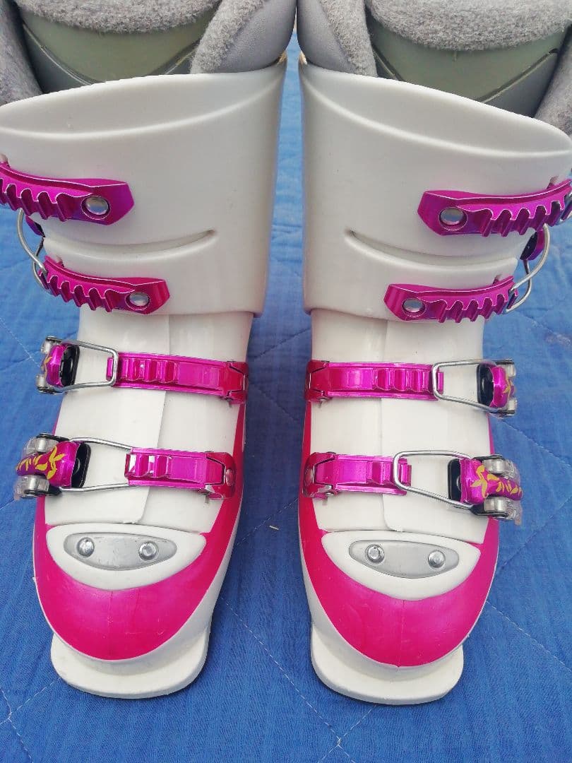 ROSSIGNOL (ロシニョール) 　スキーブーツ　23cm ～ 23.5cm