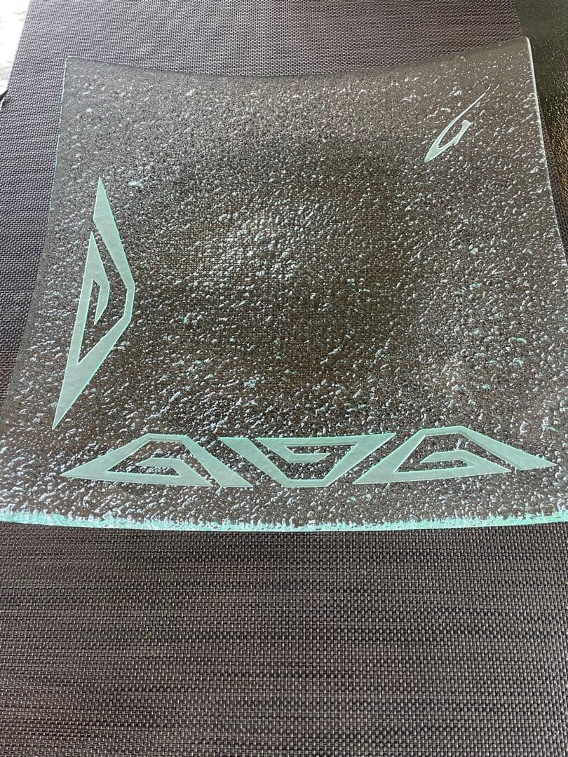 ナガールのガラスの大皿