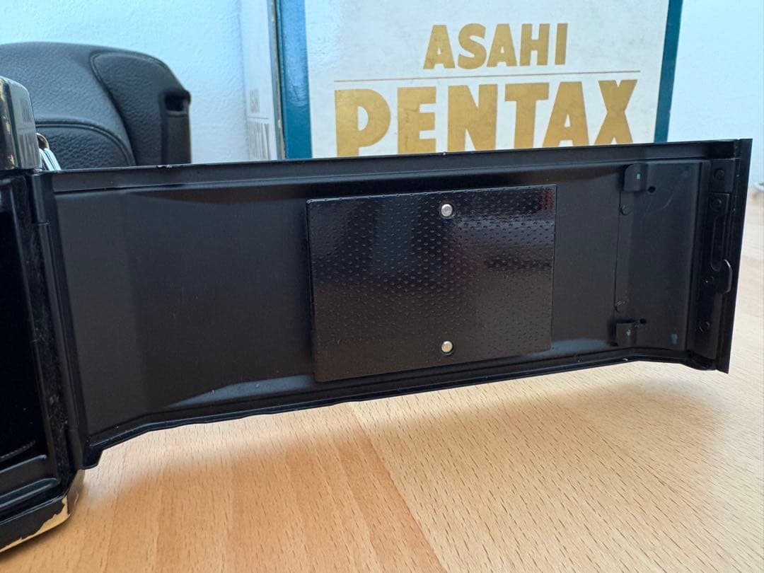 PENTAX SP レンズ、純正カバー付き　一眼レフ　フィルムカメラ
