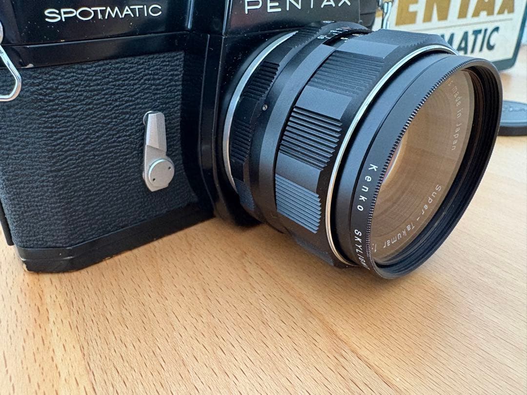PENTAX SP レンズ、純正カバー付き　一眼レフ　フィルムカメラ