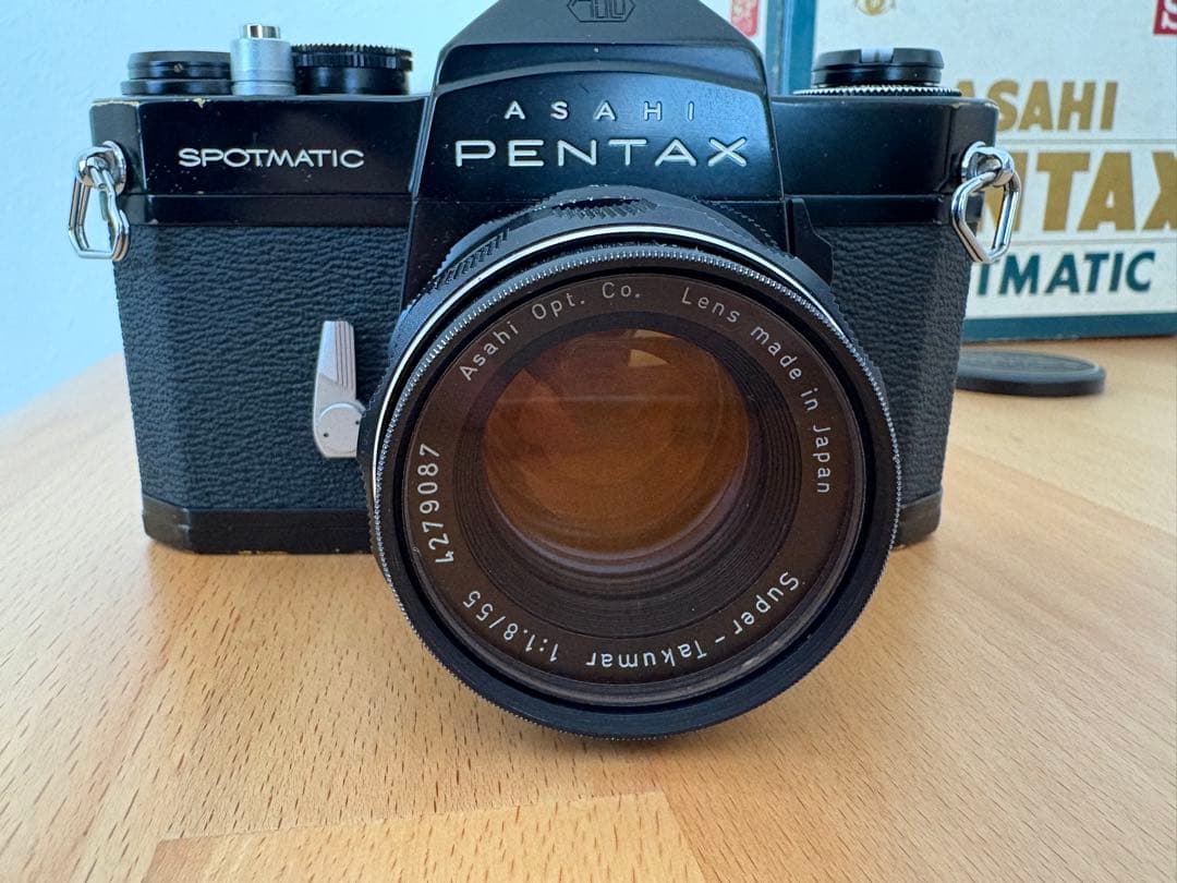 PENTAX SP レンズ、純正カバー付き　一眼レフ　フィルムカメラ