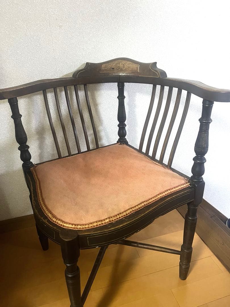 お値下げ中　英国　イギリス　アンティーク椅子　象嵌　コーナー木製コーナーチェア