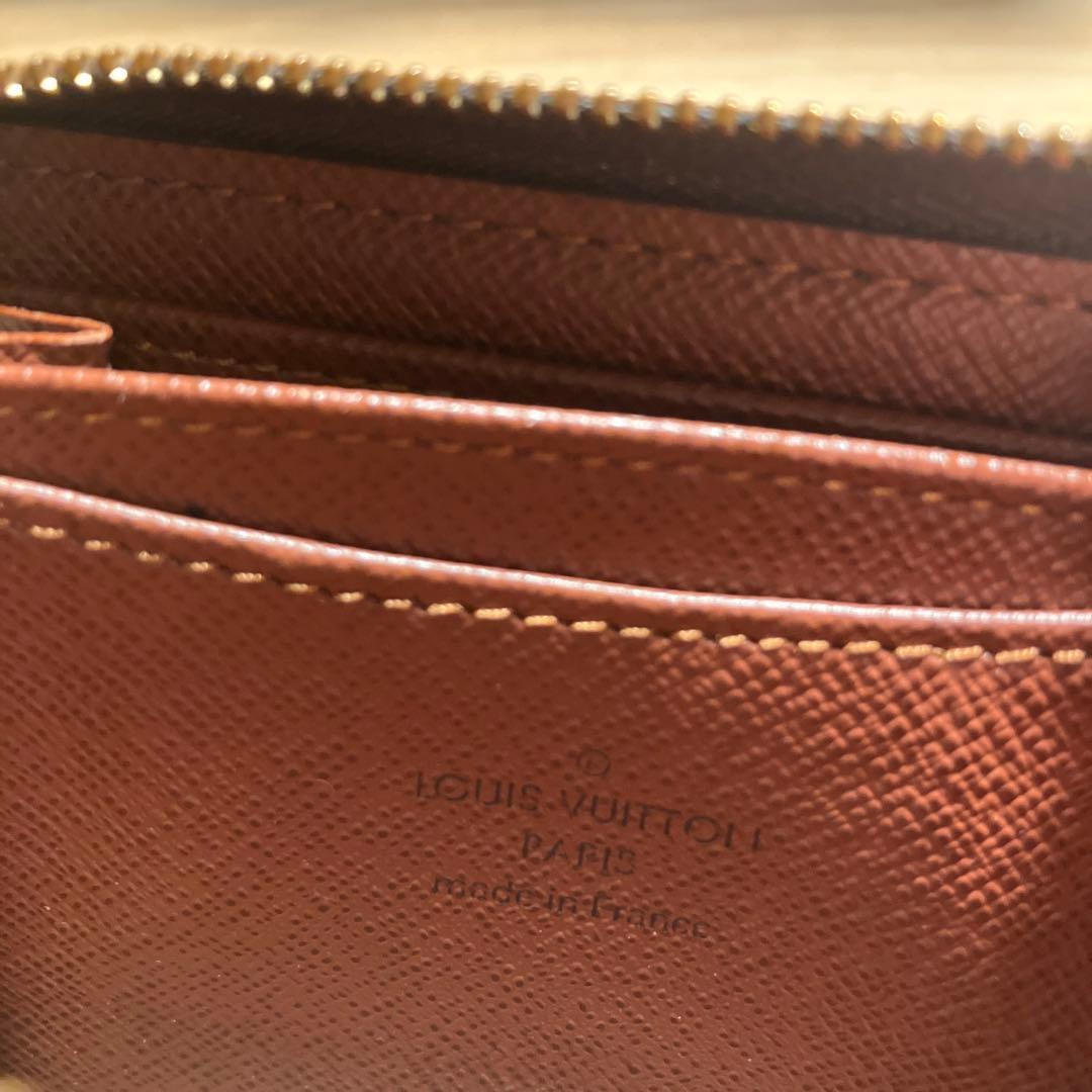 【超美品】Louis Vuitton モノグラムケース ジッピー・