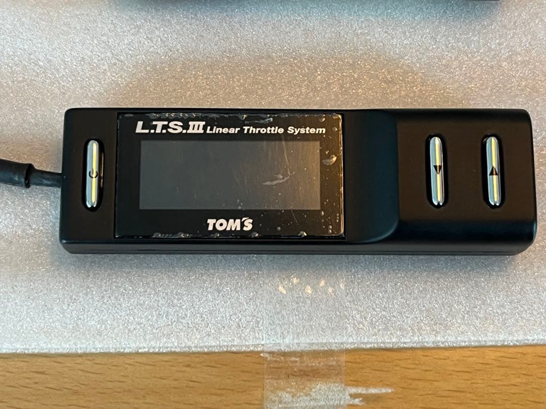 タ*シ様 TOM'S L.T.S. III スロットルコントローラー　86 zn