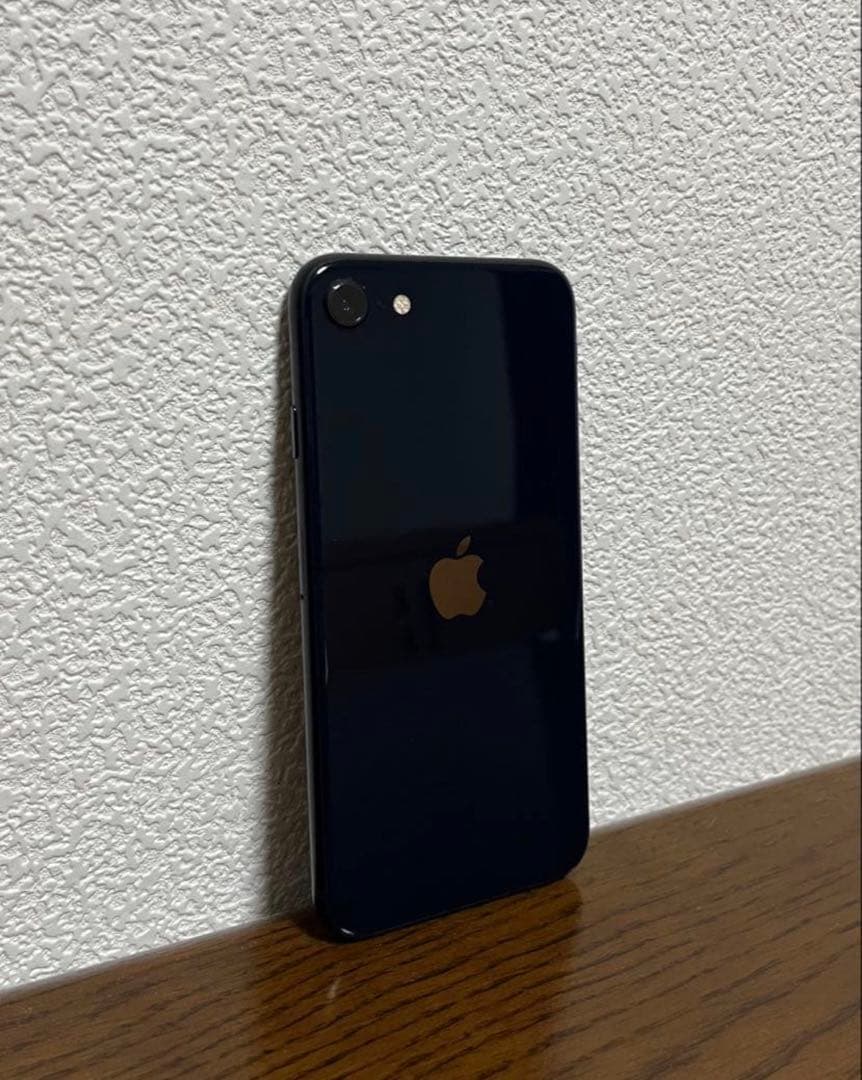 Apple iPhone SE（第3世代） 64GB SIMフリー
