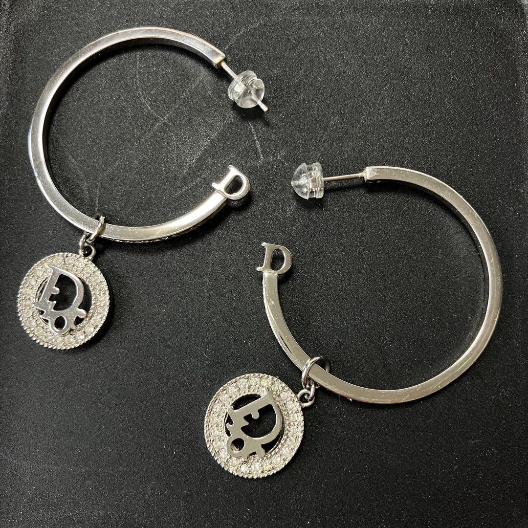 クリスチャンディオール トロッターロゴ ラインストーン フープ ピアス