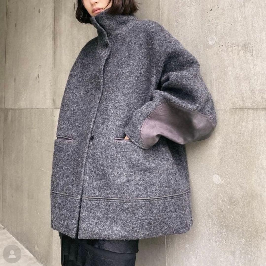 ●美品✨Hella ヘラ アームパッチショートコート　ウール　伊藤颯希さん