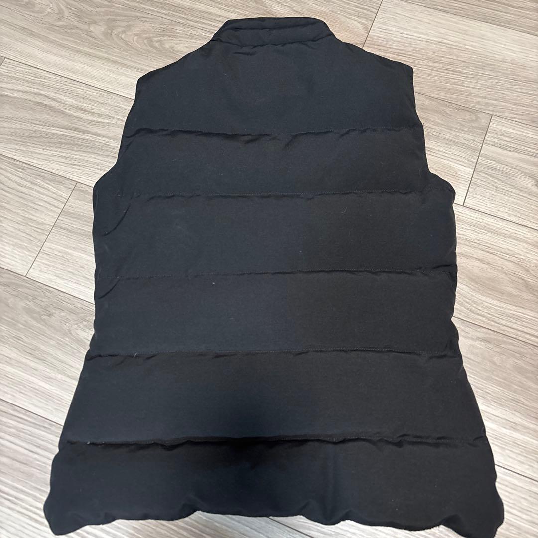   ブラック　ダウンベスト