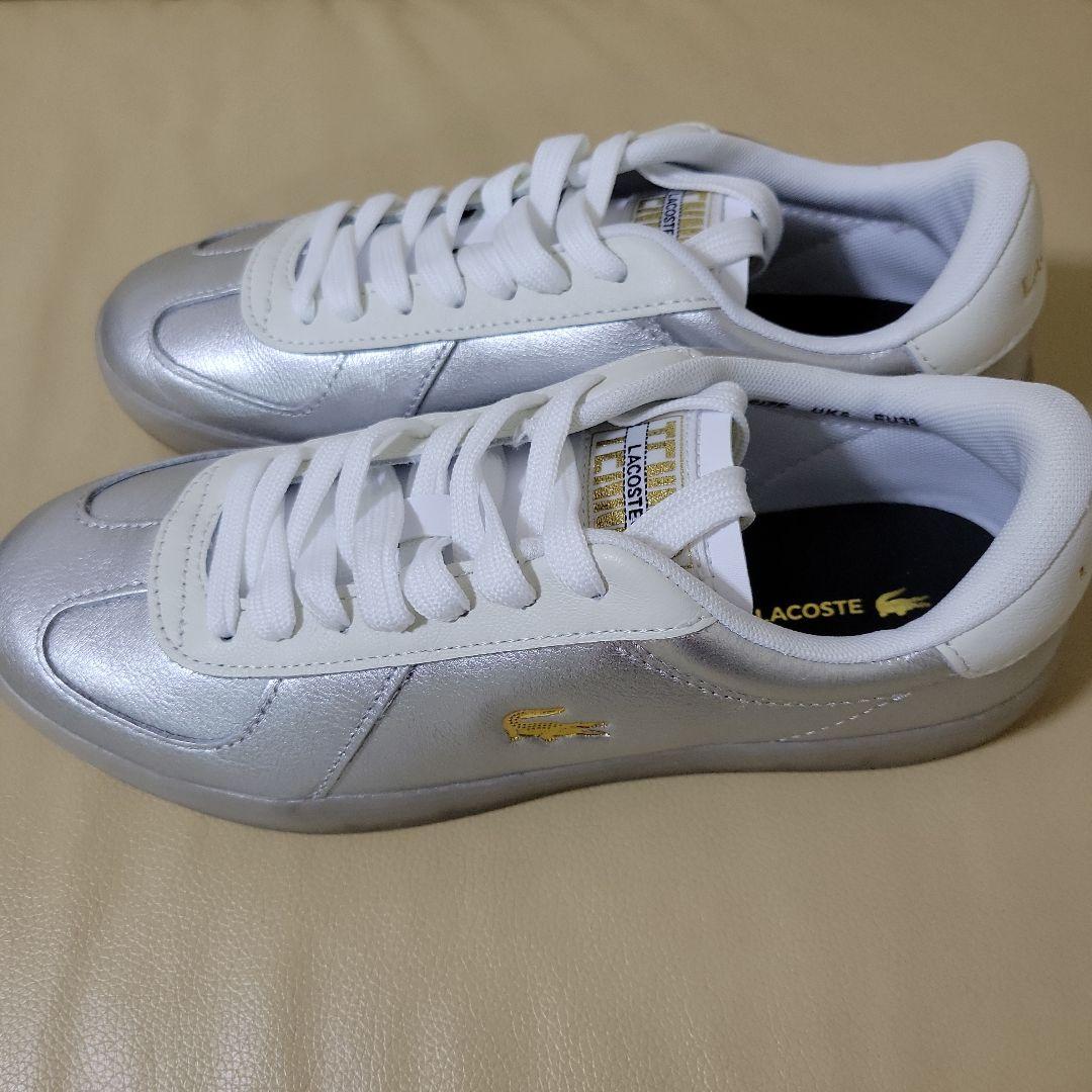 新品。ラコステ　レディーススニーカー 24cm
