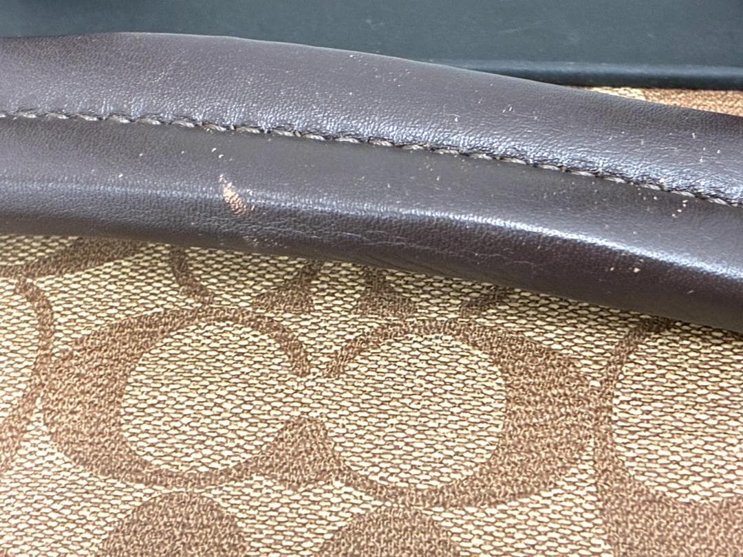 25W10-157 コーチ キャリーケース スーツケース PVC シグネーチャー