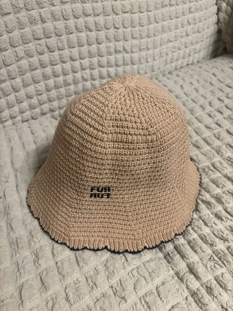 美品　FURFUR ロゴ刺繍ハット ベージュ　バケットハットチューリップハット