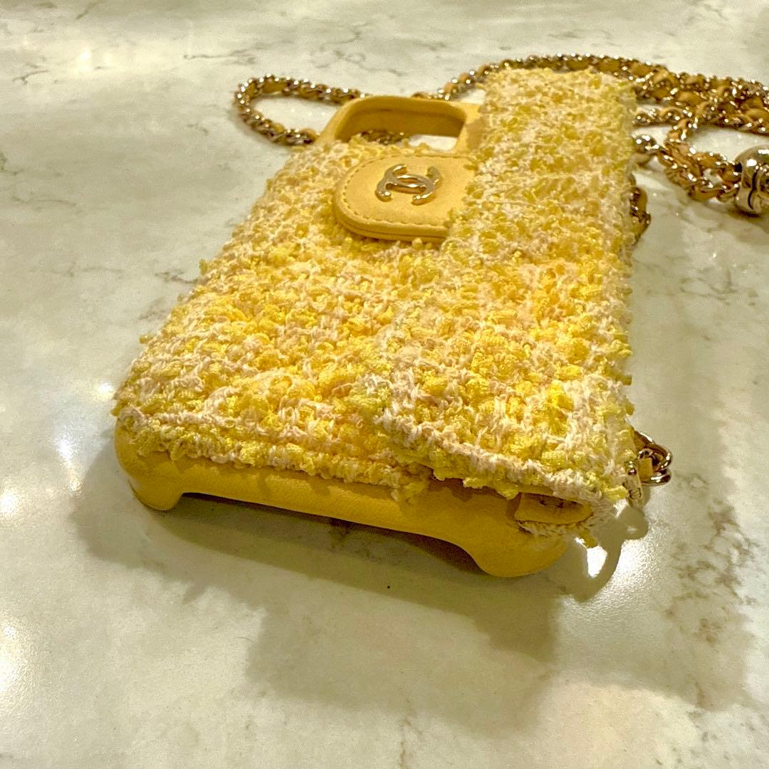 CHANEL ツイードiPhoneケース イエロー