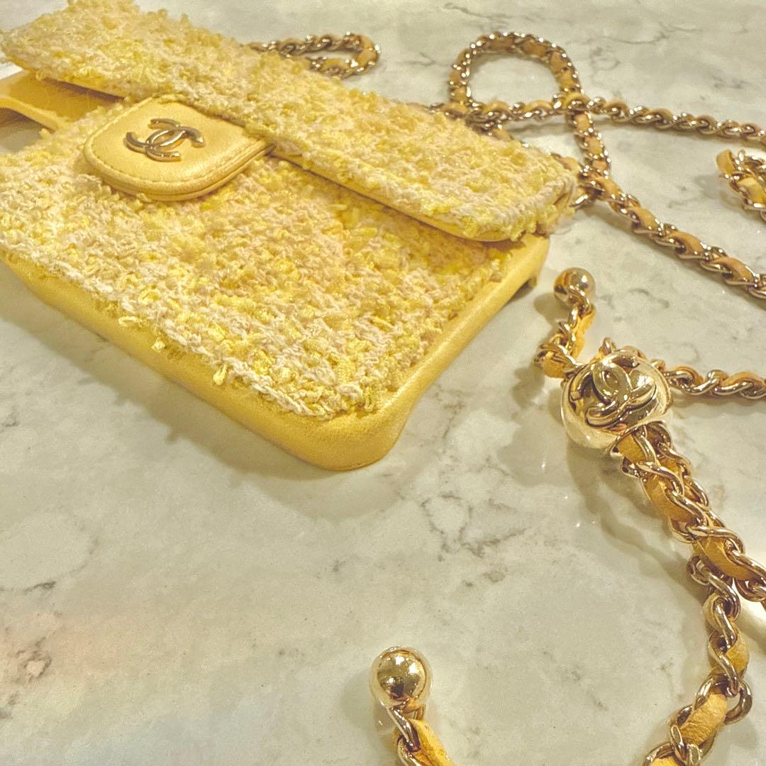 CHANEL ツイードiPhoneケース イエロー