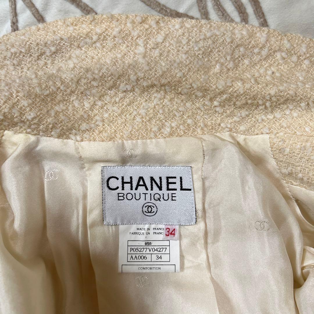 UUページ CHANELツィードテーラードジャケットロゴボタン