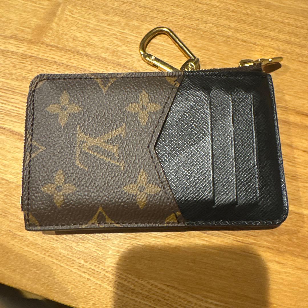 vuitton カードケース ポルト カルト・レクト ヴェルソ キーケース