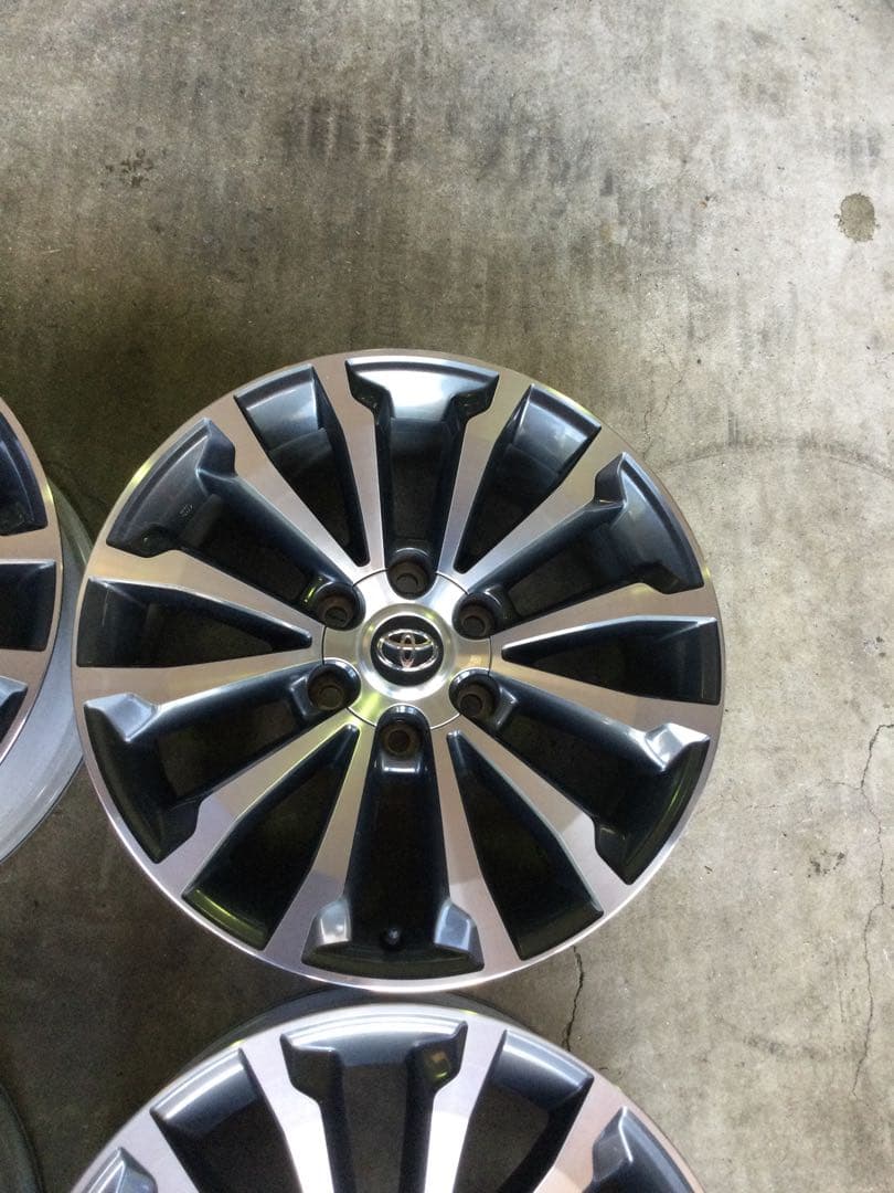 ランドクルーザー プラド 150系後期 TZ-G 純正19インチホイール