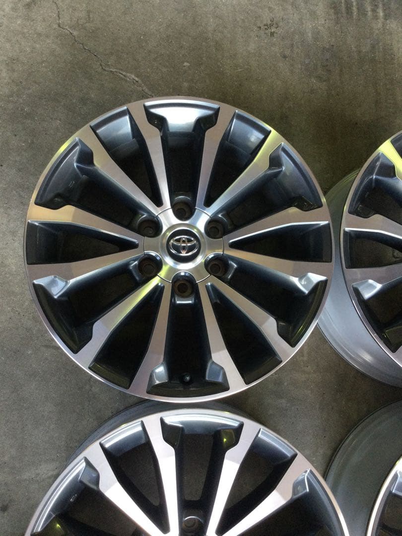 ランドクルーザー プラド 150系後期 TZ-G 純正19インチホイール