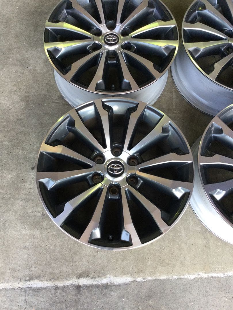 ランドクルーザー プラド 150系後期 TZ-G 純正19インチホイール