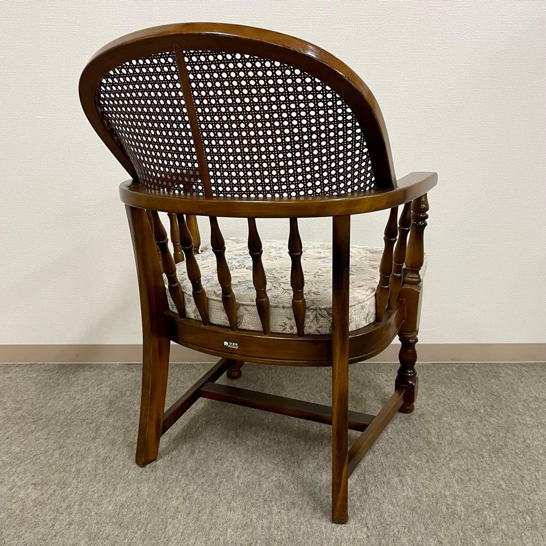 【カリモク】\"コロニアル\"CC3400 肘付食堂椅子 No.3