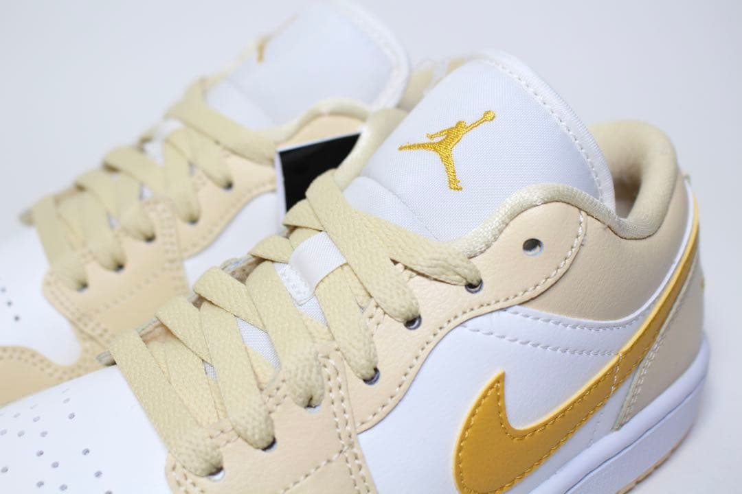 新品 NIKE WMNS AIR JORDAN 1 LOW ／24cm