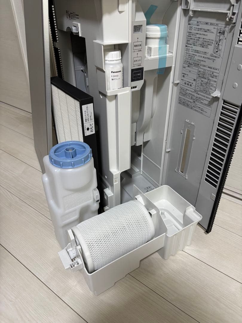 パナソニック空間除菌脱臭機ジアイーノ4100自動投入機　未使用に近い美品♪