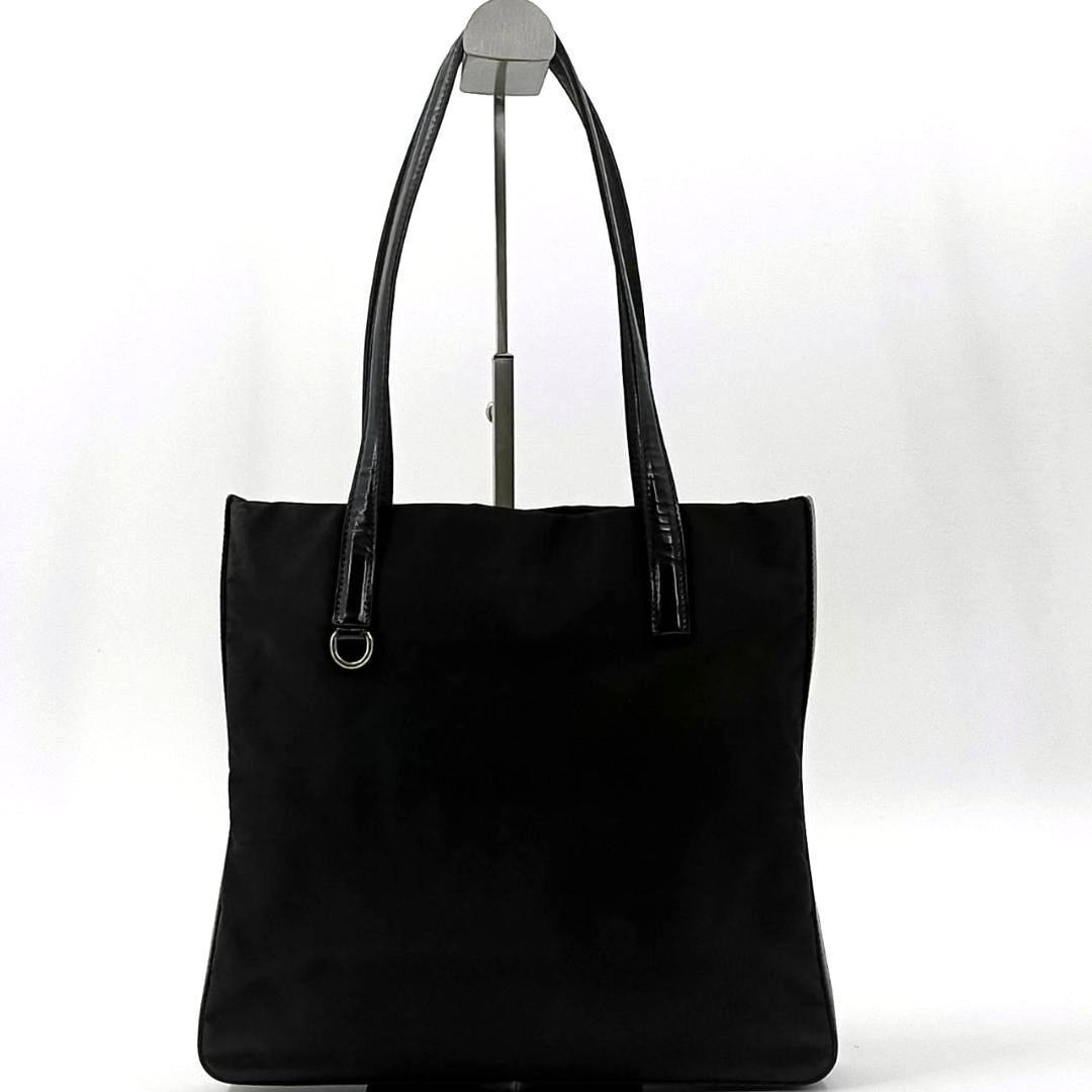 希少✨️プラダ　トートバッグ　三角ロゴ　ナイロン　レザー　金具　黒　白タグ