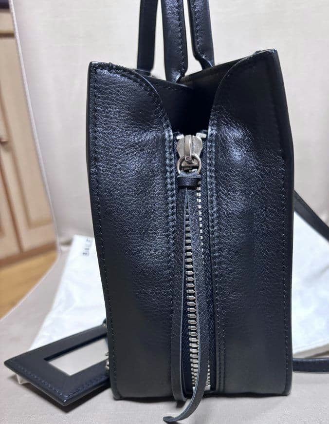 noa　バレンシアガ　ペーパーミニ　ブラック