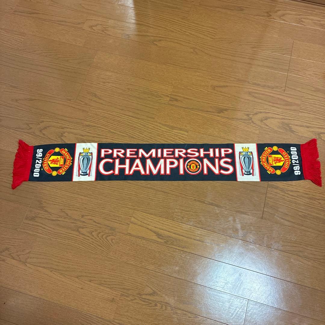 マンチェスター・ユナイテッド Tシャツ、マフラー、トレーニングウェア3点セット