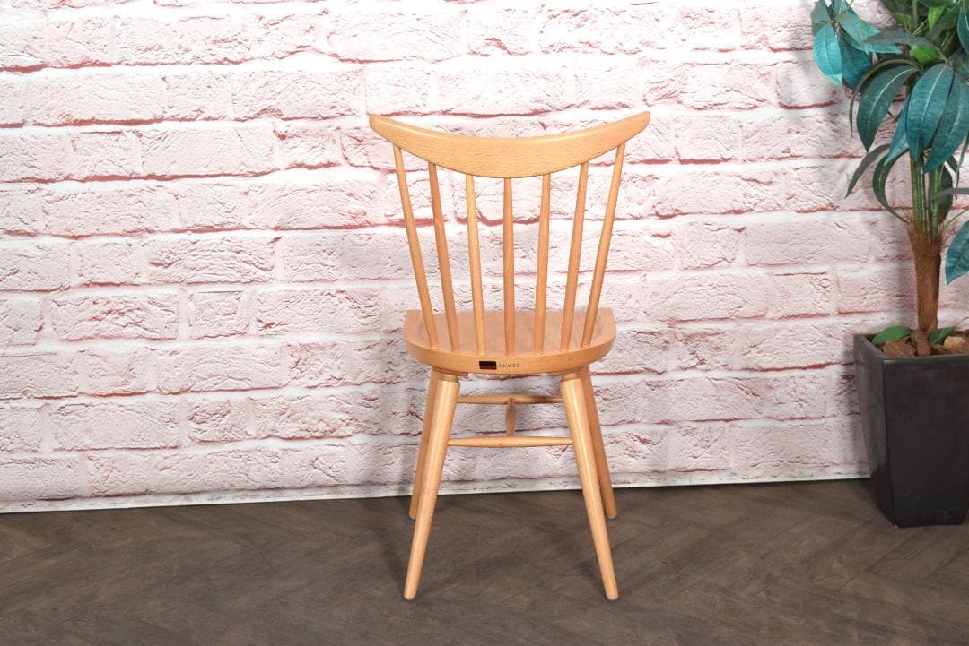 展示品 ポーランド製 FAMEG Sector ダイニングチェアb QUON取扱