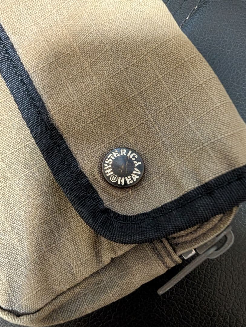 レア☆ヒステリックグラマー スター付き折り財布