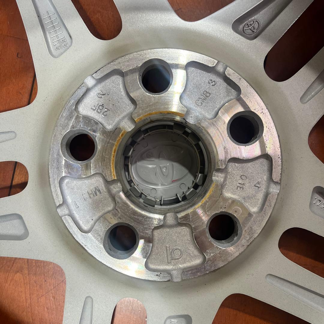 m*n様 トヨタ純正ホイール　1本　C-HR 17インチ