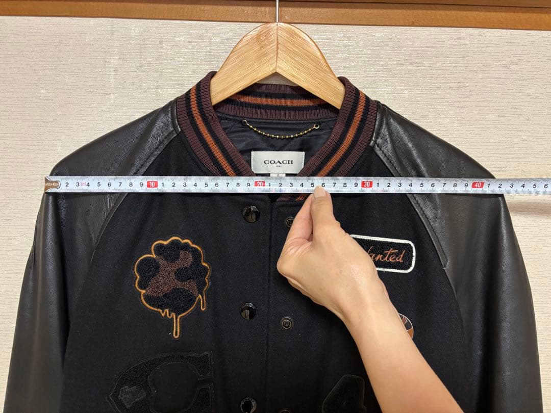 coachスタジャン