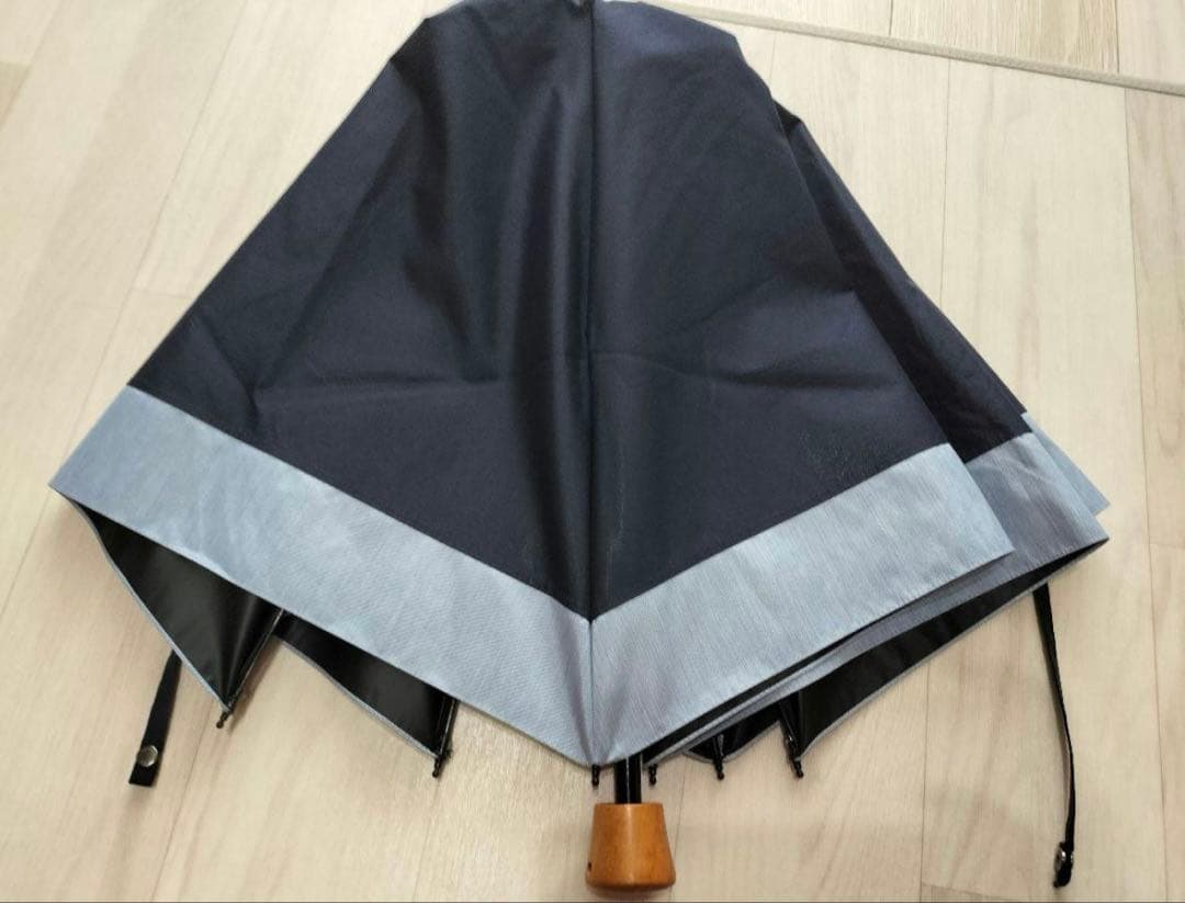 サンバリア100 　折り畳み傘 　ネイビー　完全遮光　三段折 コンビ
