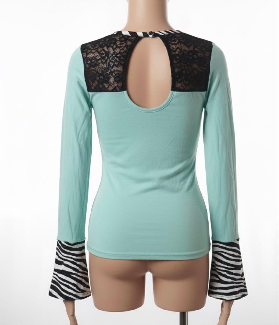 d.i.a. 背中開きトップス