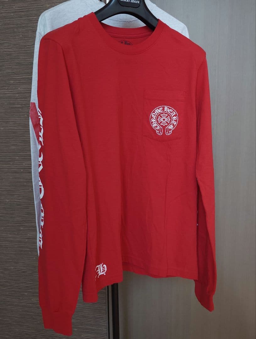 クロムハーツの赤