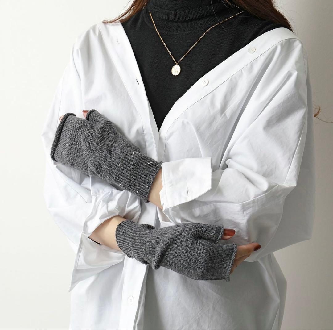 美品 Maison Margiela フィンガーレス グローブ ネイビー 手袋