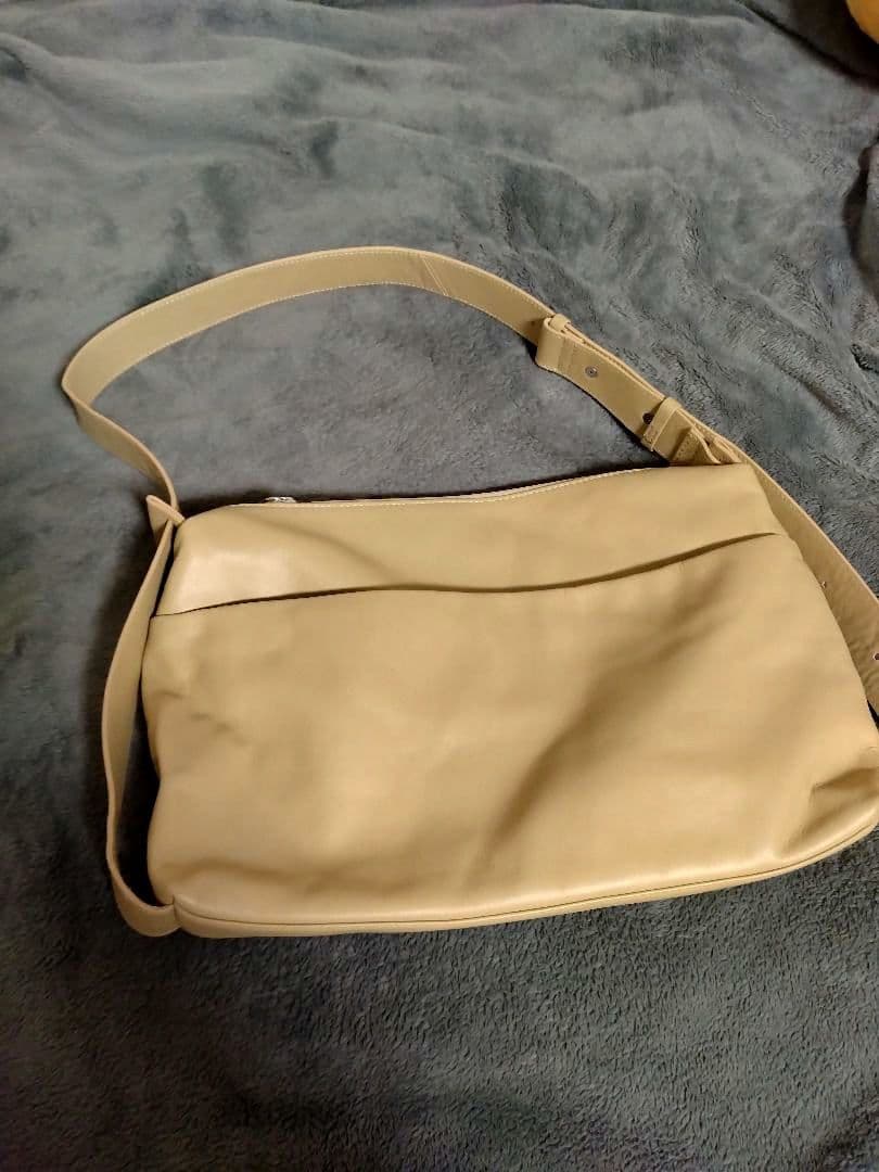 ear PAPILLONNERイアパピヨネ　2WAYレザーショルダーバッグ