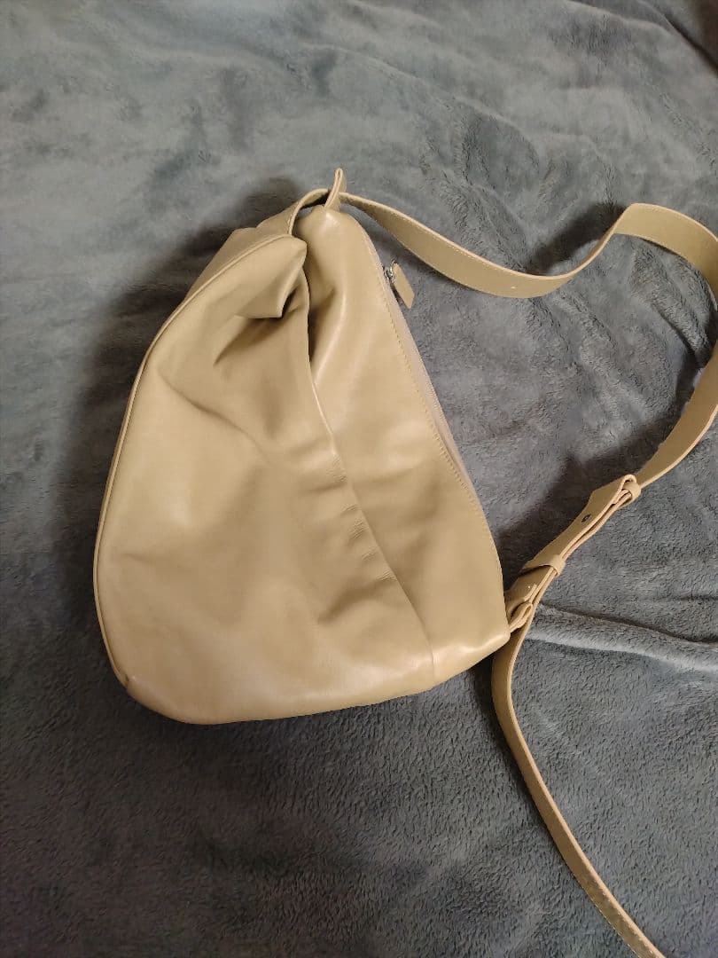 ear PAPILLONNERイアパピヨネ　2WAYレザーショルダーバッグ