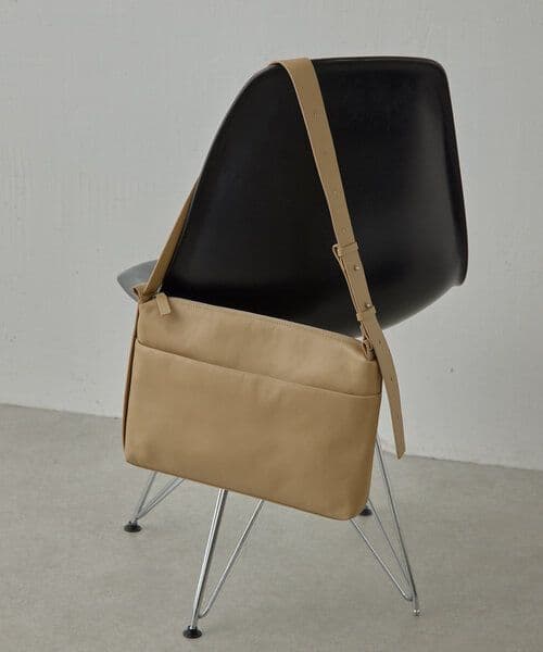 ear PAPILLONNERイアパピヨネ　2WAYレザーショルダーバッグ