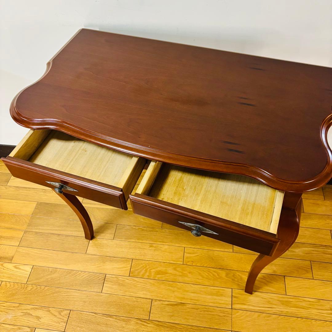 LYNN HOLLYN リンホーリンドレッサー 台　送料込み