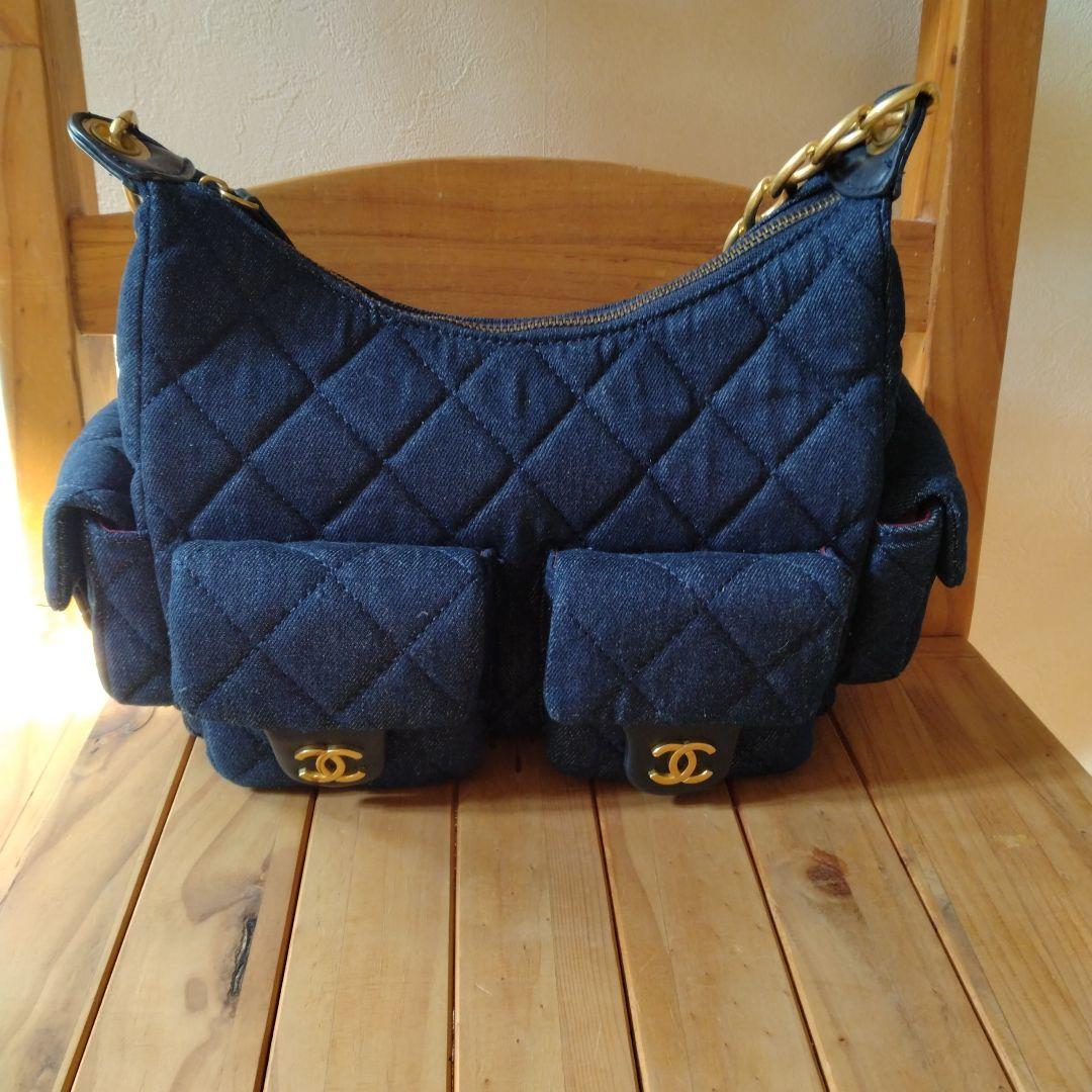 並行輸入品・ネイビショルダーバッグ