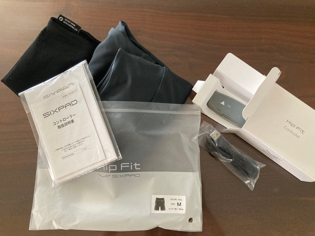 早い者勝ち！！ SIXPADヒップフィットMサイズ　専用コントローラー付き