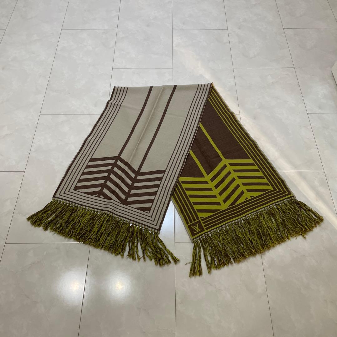 LOUIS VUITTON ルイヴィトン デザイン マフラー