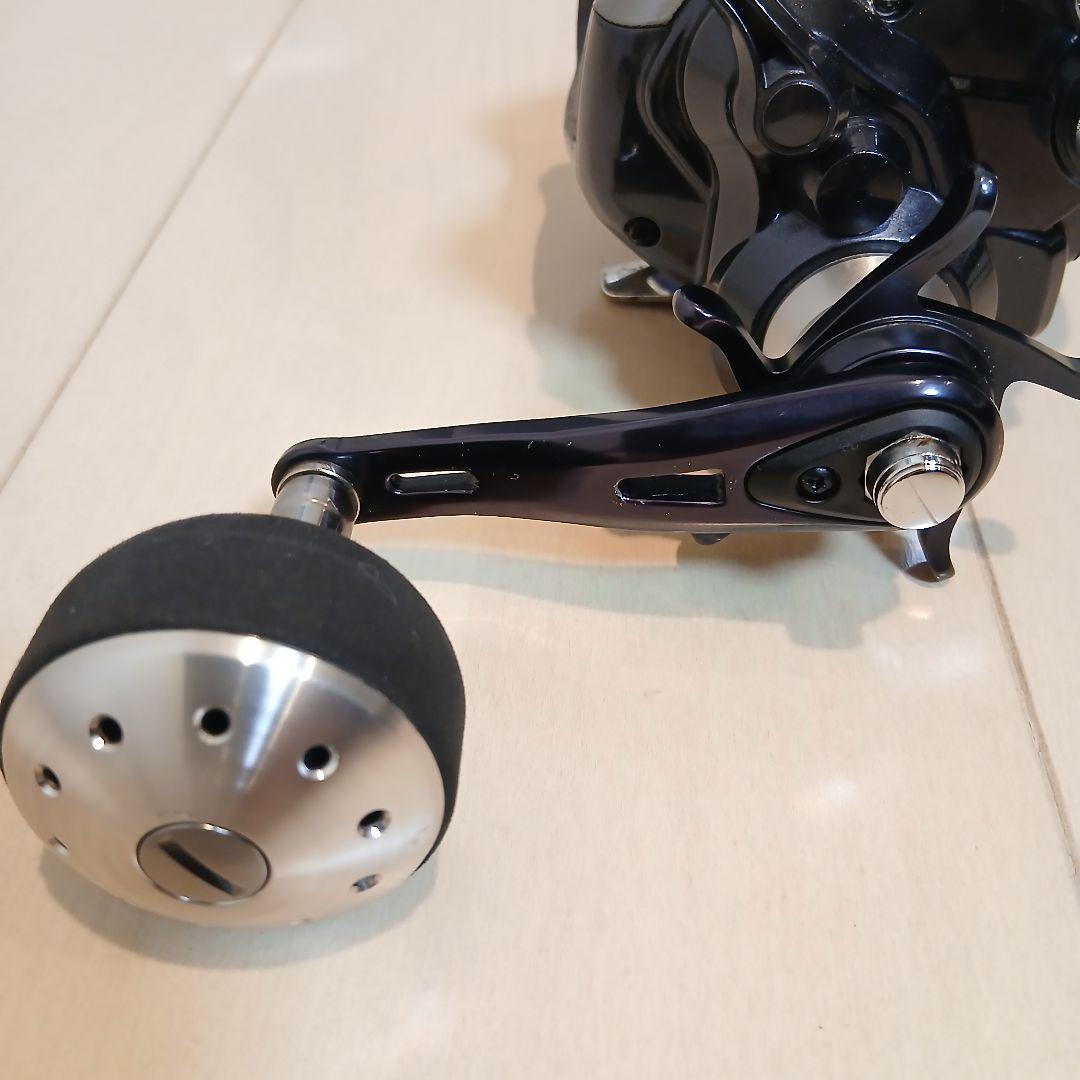 ひざ小僧 シマノ 17フォースマスター 3000XP 電動リール