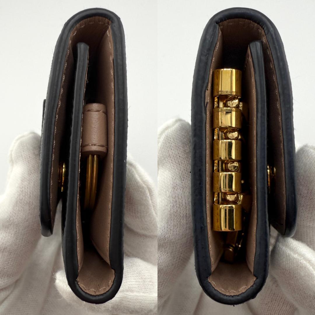 ✨希少✨ PRADA プラダ ４連 キーケース リボン レディース　レザー