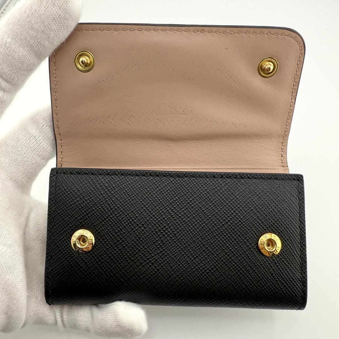 ✨希少✨ PRADA プラダ ４連 キーケース リボン レディース　レザー