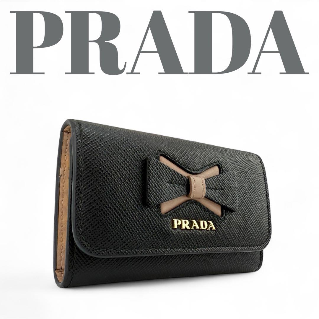 ✨希少✨ PRADA プラダ ４連 キーケース リボン レディース　レザー