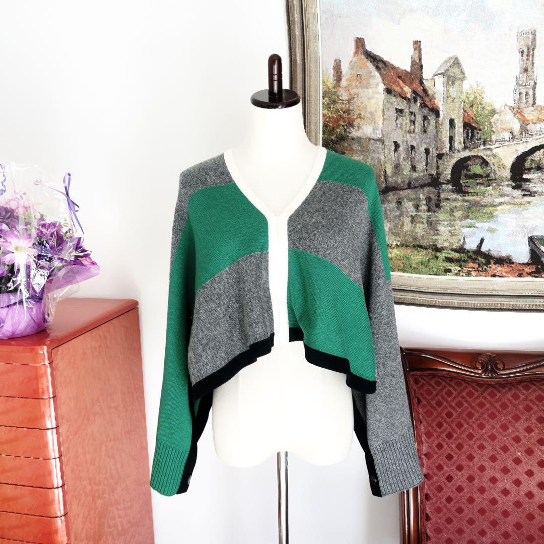 美品　HERMESエルメス　ケープ　ポンチョ　セーター　カシミヤ　緑　ベスト