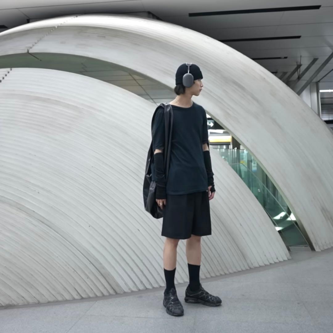 パンツ Acne Studios Black Tailored Shorts 44