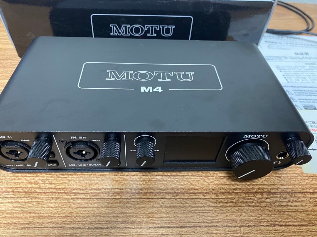 MOTU M4 USBオーディオインターフェイス